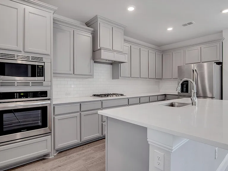 1021 Catskill Ct — Photo 7
