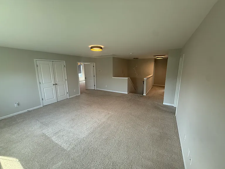 3931 Lake Breeze Dr — Photo 19