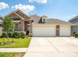 6418 Hunters Way Ln, Baytown, TX 77521