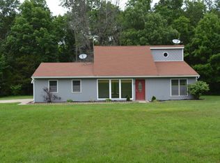 7700 E Richland Rd, Columbia, MO 65201