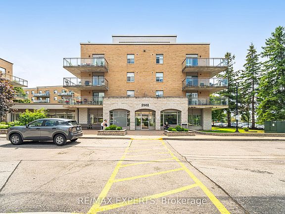 4th image of 2502 Rutherford Rd #216