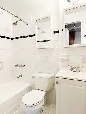 Rented by City Connections Realty | media 14