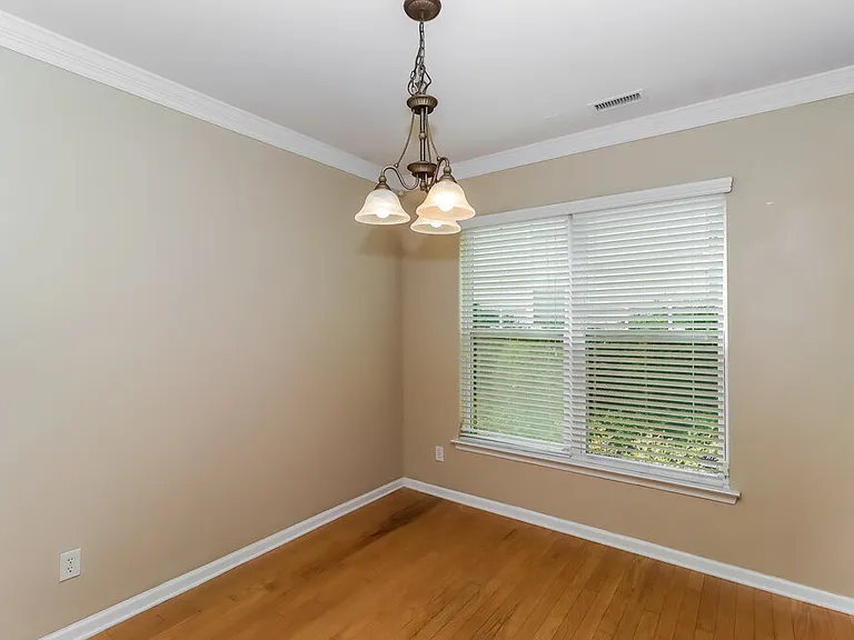 6110 Colonial Garden Dr — Photo 7
