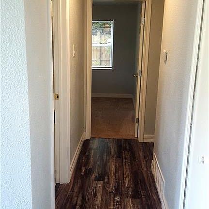 4th image of 1205 Edgemont Dr