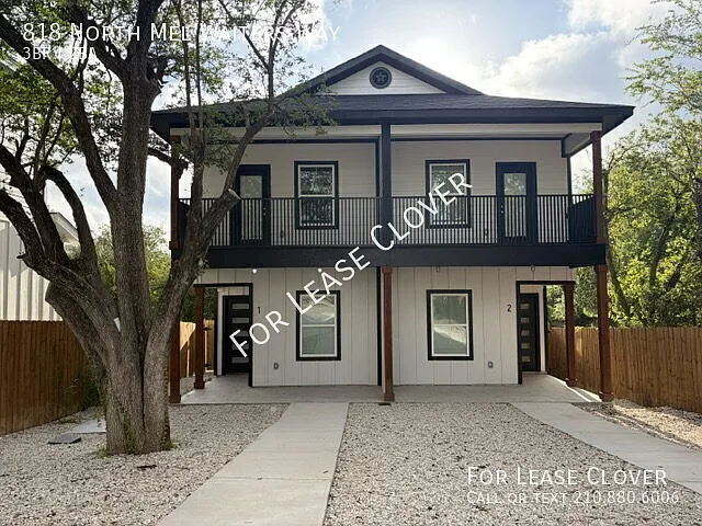 818 N Mel Waiters Way