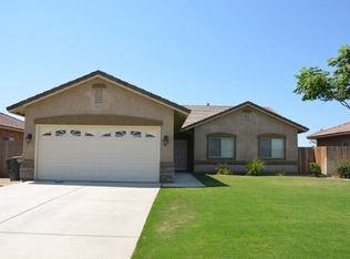 3535 Rio Grande Ln, Bakersfield, CA 93313