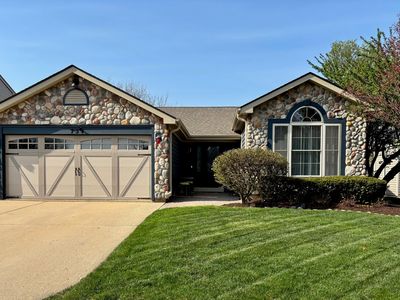 734 Bluejay Cir, Elk Grove Village, IL, 60007