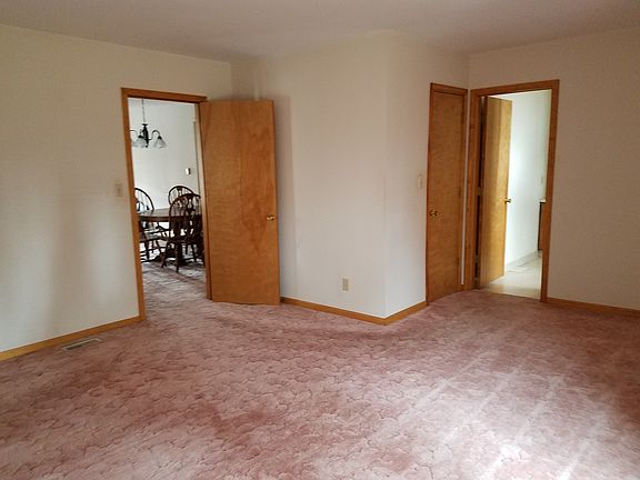 1st floor master bdrm
