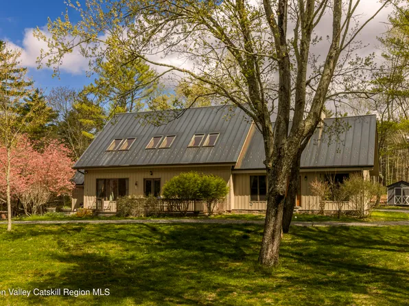 115 Bellwood Lane, Saugerties, NY 12477