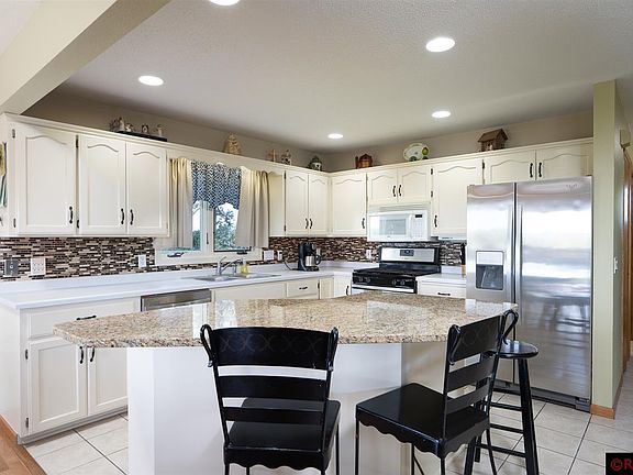 4th image of 55116 Huffy Ln