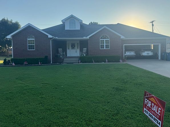 902 Copper Oaks Dr