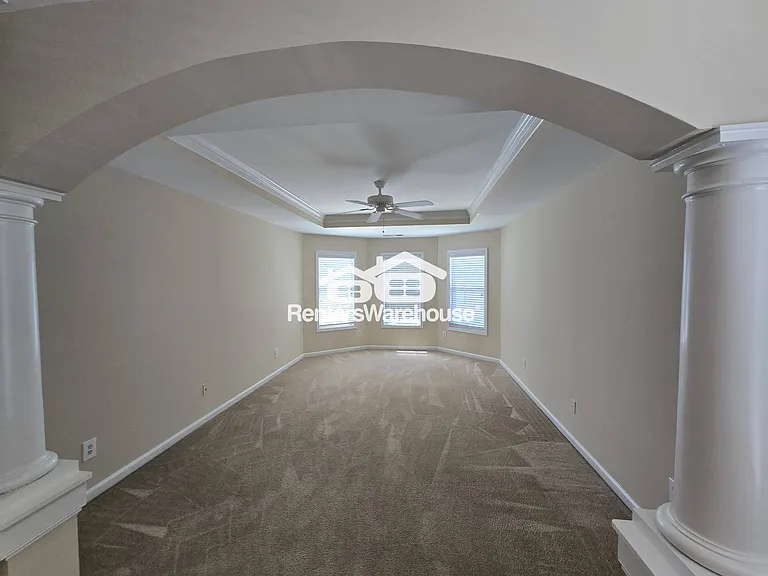 2761 Autumn View Dr — Photo 10