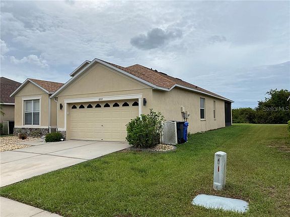 4th image of 8722 Sandy Plains Dr