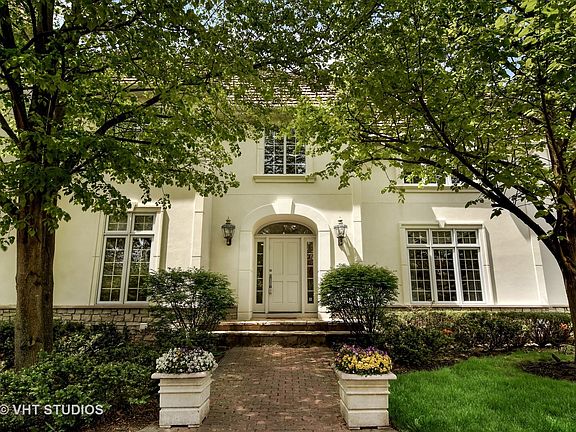 4th image of 684 Thorngate Ln