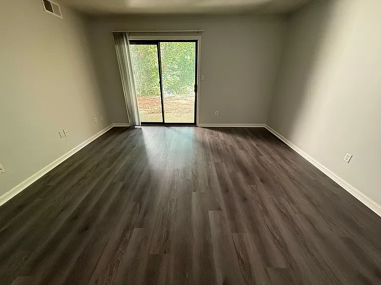 Foxfire West Apartments — Photo 10