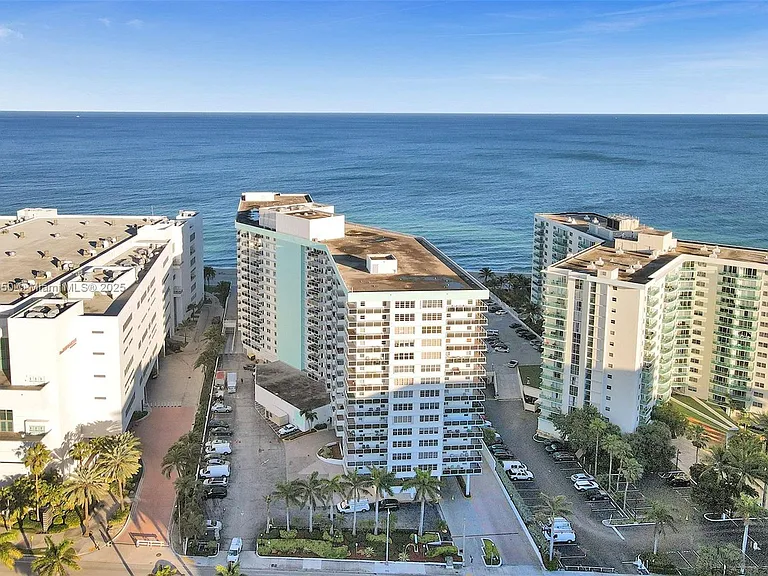 3725 S Ocean Dr #1506 — Photo 36
