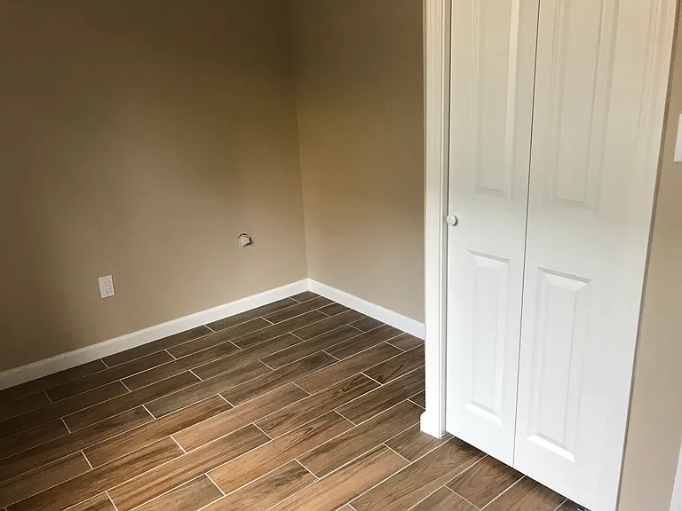 35 Madrone Ave #A — Photo 2