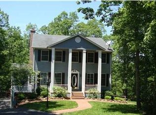 5 Longwood Pl, Palmyra, VA 22963