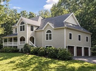 11 Smith Farm Rd, Bedford, NY 10506