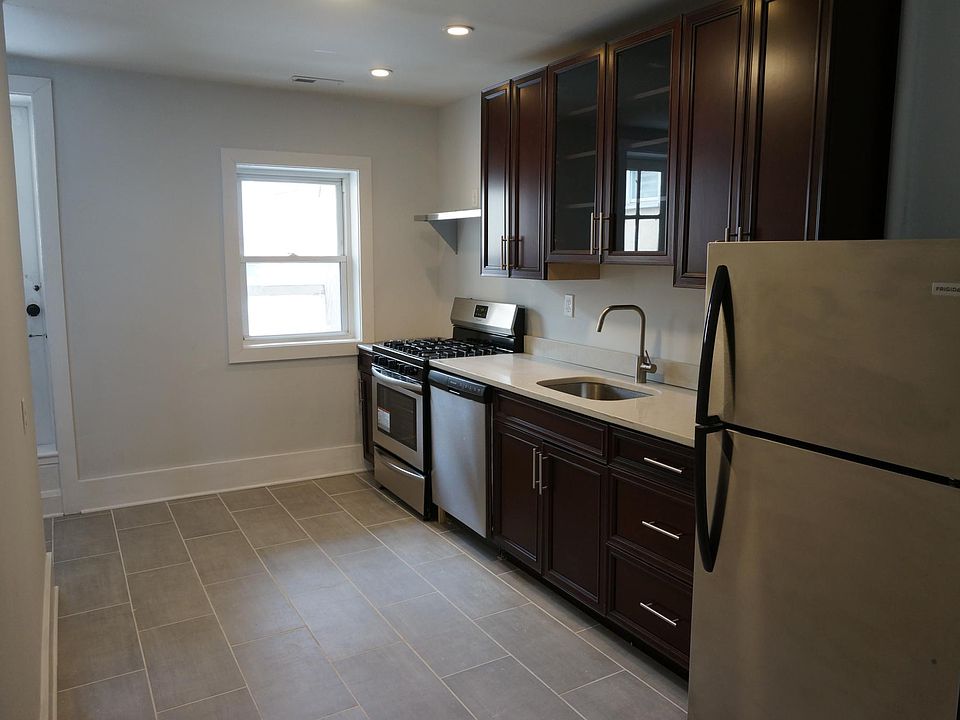 Kitchen 02