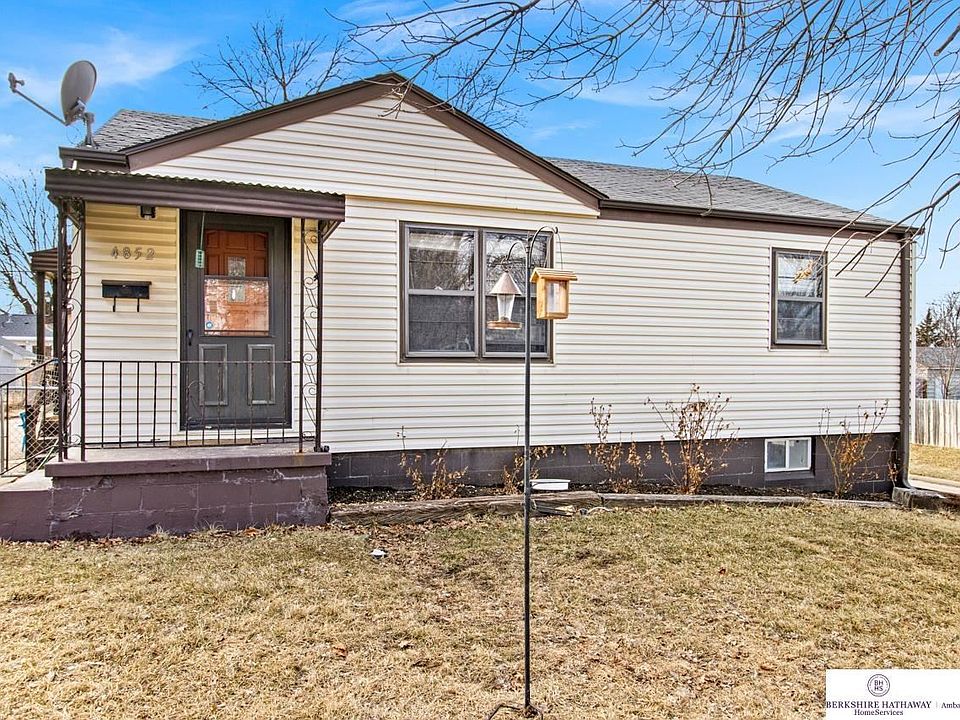 1st image of 4852 S 51st St