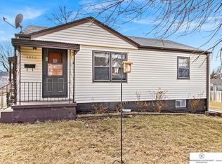 4852 S 51st St, Omaha, NE 68117