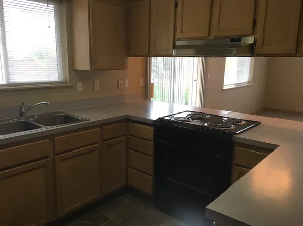 Geurts 4 Plex, 2310 SW 23rd St #2-444, Redmond, OR 97756