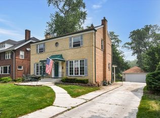10023 S Longwood Dr, Chicago, IL
