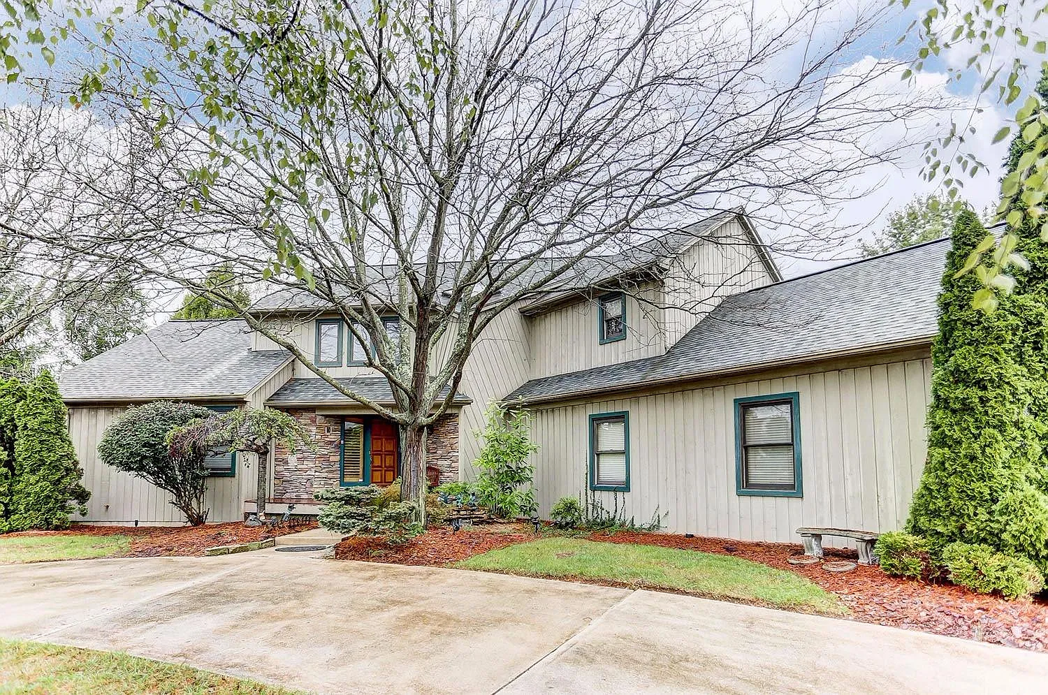 8229 Keeneland Ct photo 1