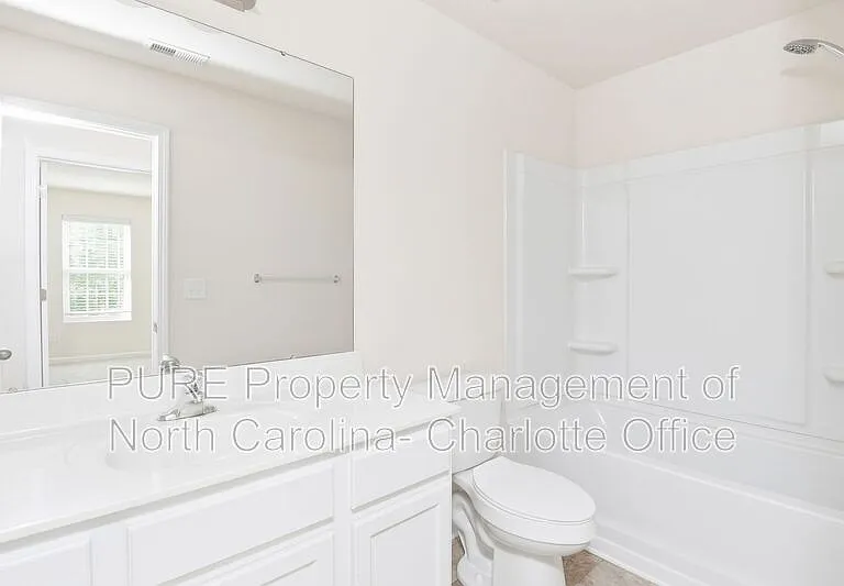 6008 Vista Woods Ln — Photo 10