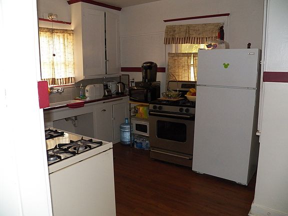 5th image of 1365 N Ferger Ave