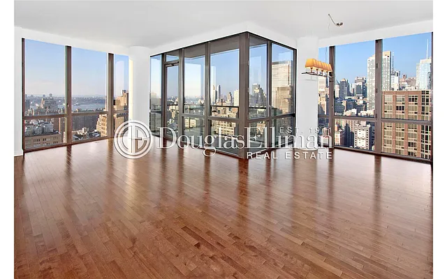 Sold by Douglas Elliman | media 20