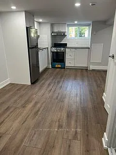 97 12th St #BASEMENT — Photo 2