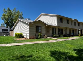 5011 S Terrace Rd, Tempe, AZ 85282