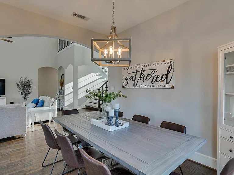 4713 Highgate Ln — Photo 11
