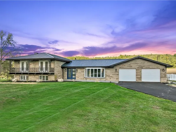 1205 Curry Rd, Sutersville, PA 15083