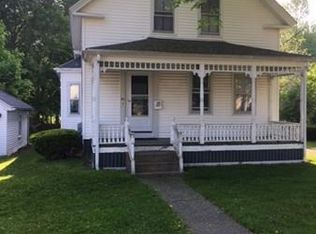 35 Forest St, Raynham, MA 02346