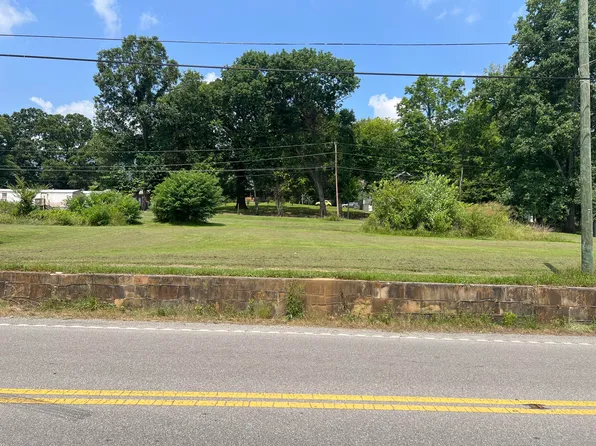 855 W Main St, Whitwell, TN 37397