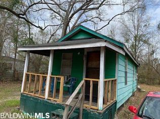 157 Fennell St, Atmore, AL 36502