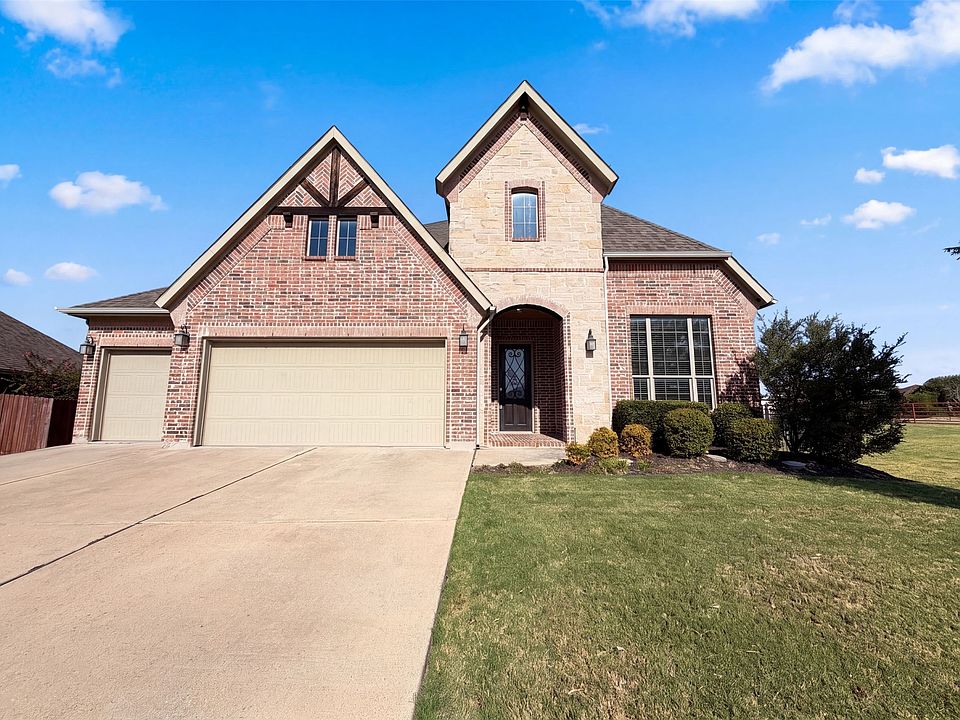 1st image of 15133 Seventeen Lakes Blvd