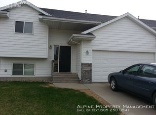 3519 W Hughes Pl, Sioux Falls, SD 57108