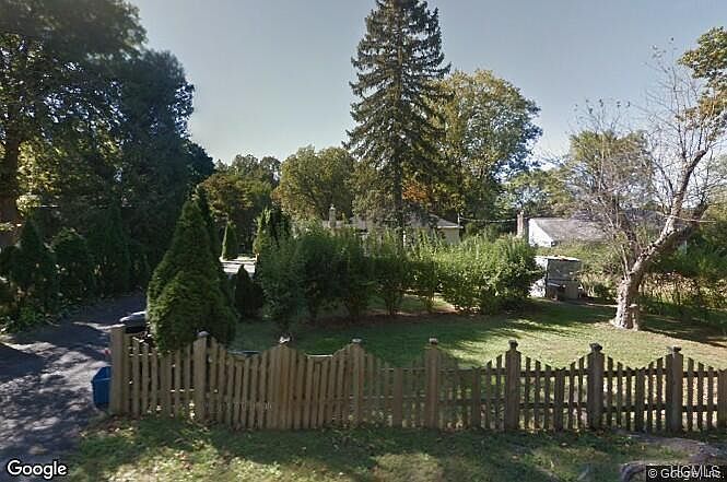 1st image of 258 S Highland Ave