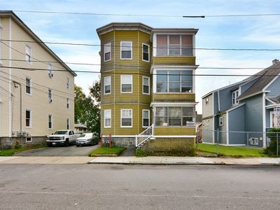 32-34 Dracut St, Lawrence, MA, 01843