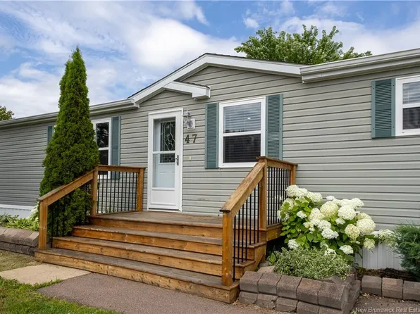 47 Hayward Ln, Riverview, NB E1B 5R1