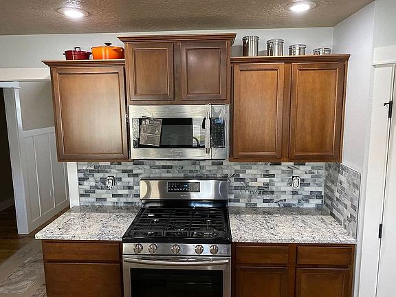 NEW KITCHEN