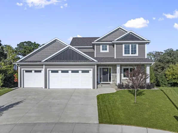 2098 Hagen Ln SW, Rochester, MN 55902