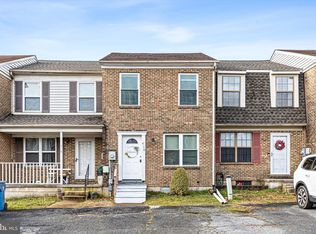 410 Woodmill Ct, Newark, DE 19702