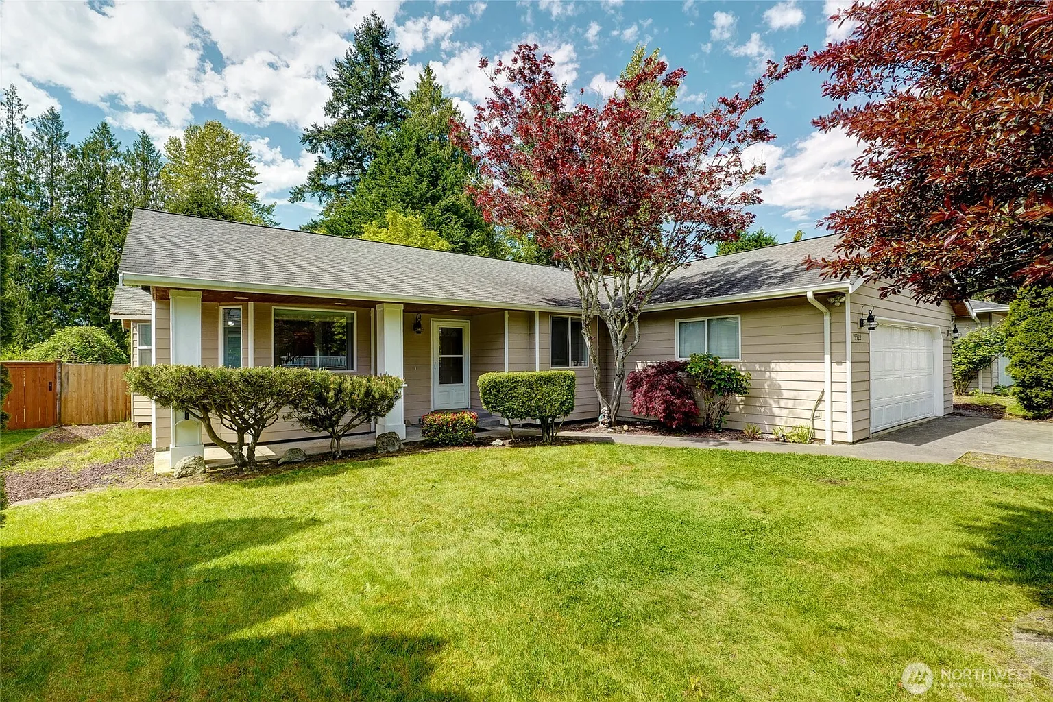 19922 47th Avenue NE photo 1