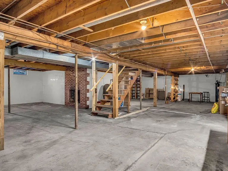 1158 Pine Rd — Photo 20