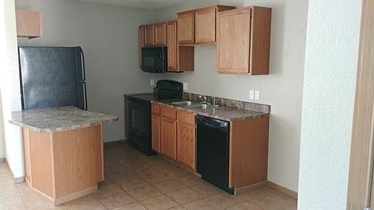 5th image of 112 Corral Way APT B